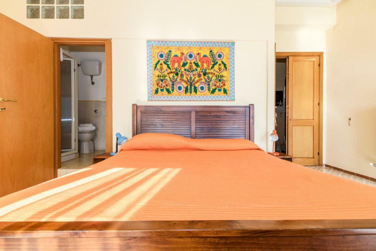 Mare Lughente Bed & Breakfast С'Аркиту Кулиери Екстериор снимка