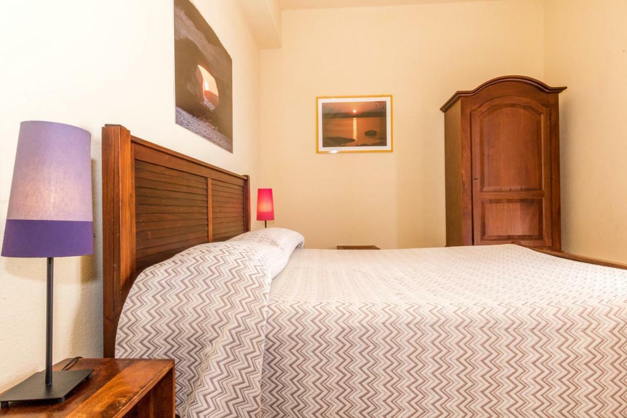 Mare Lughente Bed & Breakfast С'Аркиту Кулиери Екстериор снимка
